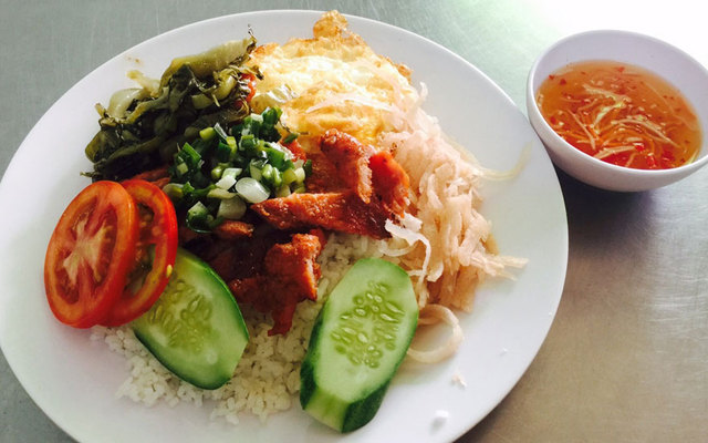 Cơm Tấm Khói - Lũy Bán Bích