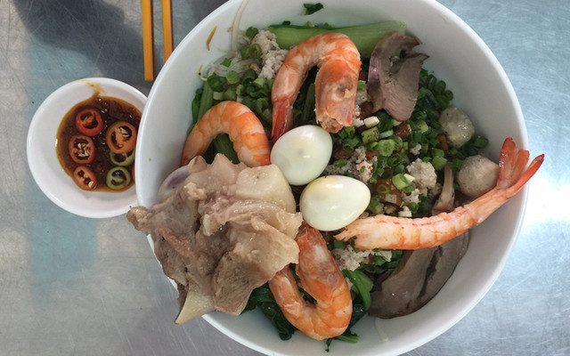 Phượng - Hủ Tiếu Nam Vang - Gia Phú