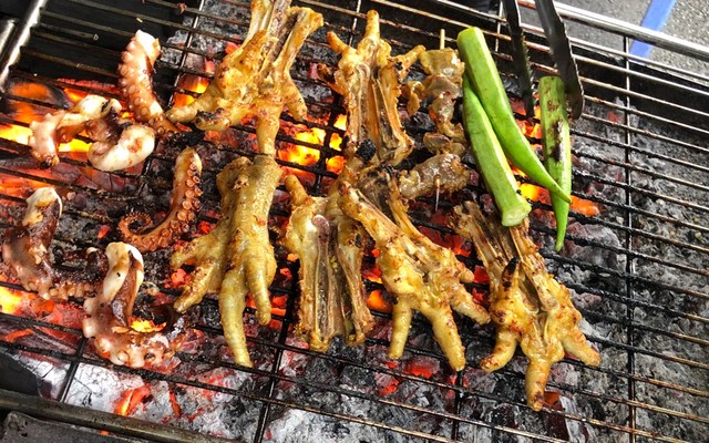 Quán 199 - Chân Gà, Bạch Tuộc & Ăn Vặt - Lê Quang Sung