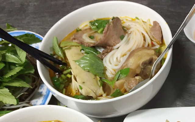 Nhất Phương - Bánh Canh Cua, Bún Mắm & Bún Bò