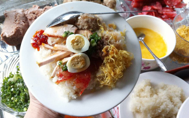 Hồng Liên - Xôi Mặn, Bánh Mì & Bánh Bao