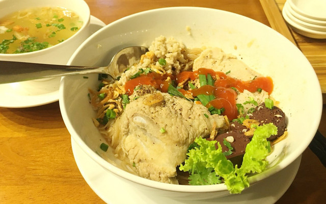 Chị Phụng - Hủ Tiếu Mỹ Tho