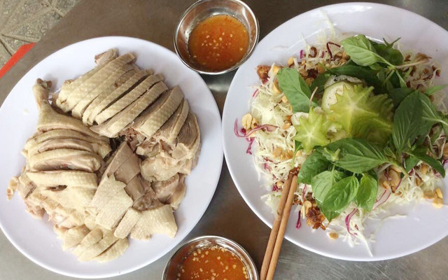 Minh Châu - Cháo Gỏi, Vịt & Gà