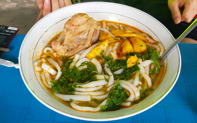 Vân - Bánh Canh Cá Lóc