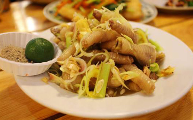 Doremon - Xôi, Bún & Bánh Ướt Thịt Nướng