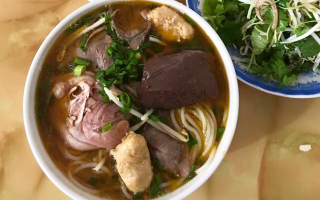 Bún Bò Huế Hương