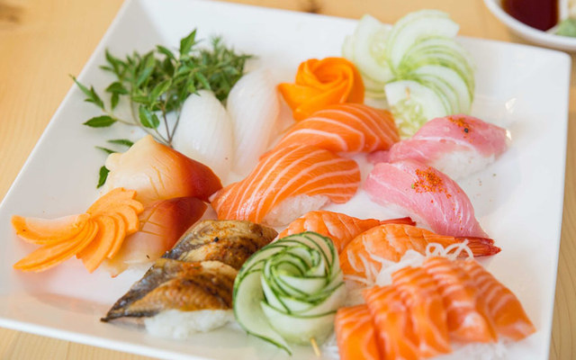 Tasty New York Restaurant - Sushi & Milktea
