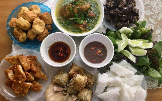 Hương - Cháo Sườn & Bún Đậu - Triệu Việt Vương