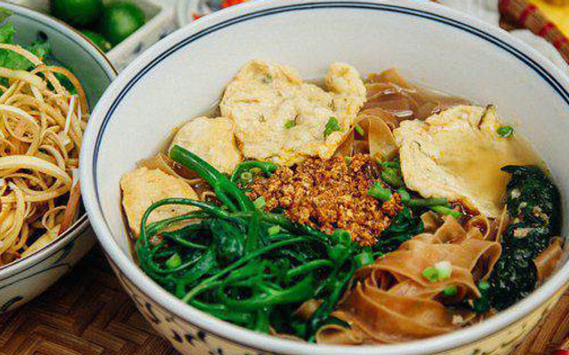 Út Hà Quán - Bánh Đa Cua - Hoàng Cầu