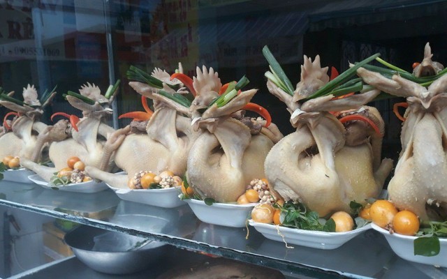 Gà Ta Dũng - Chả Bò Đà Nẵng