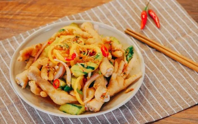 Thủy Béo - Chân Gà Online