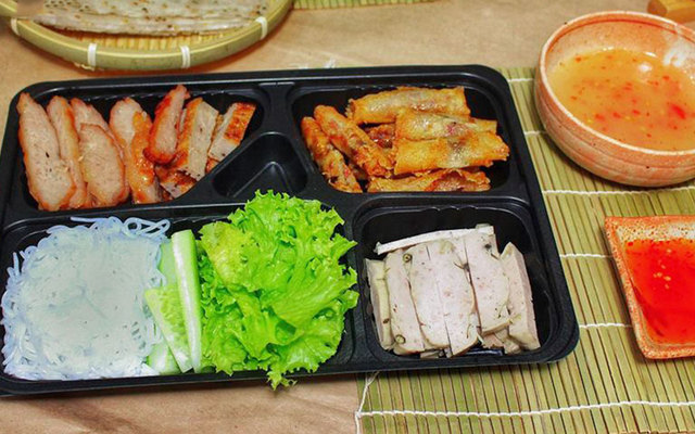 Giỏ Chợ Quê - Bún Nem & Khay Cuốn
