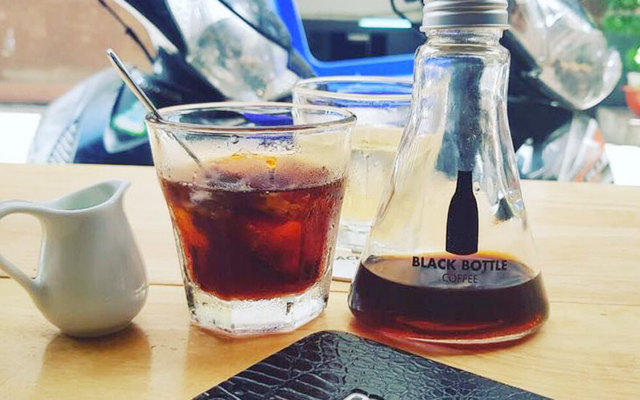 Black Bottle Coffee - Sư Vạn Hạnh