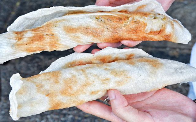 Xôi Sầu Riêng Bánh Phồng