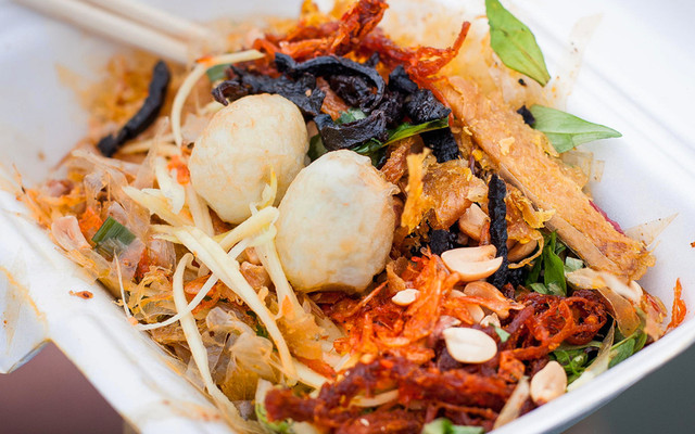 Bánh Tráng Trộn & Há Cảo Hấp