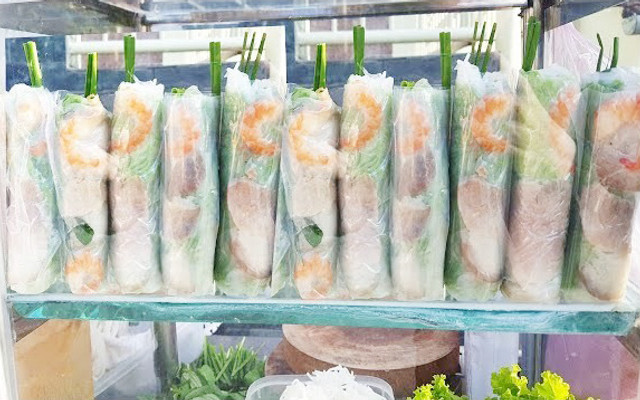 Gỏi Cuốn Tôm Thịt, Gỏi Đu Đủ & Bò Lá Lốt