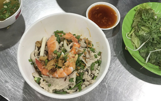 Toàn Quán - Hủ Tiếu Nam Vang