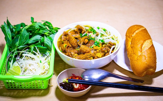 Cô Ba - Phở, Bún Bò Huế & Bò Kho