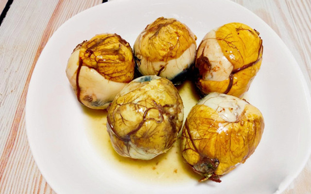 Cô Dung - Trứng Vịt Lộn & Bánh Mì Giò Online