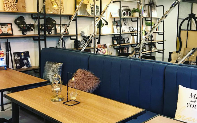 Le Dahlia - Coffee, Cinema & Event