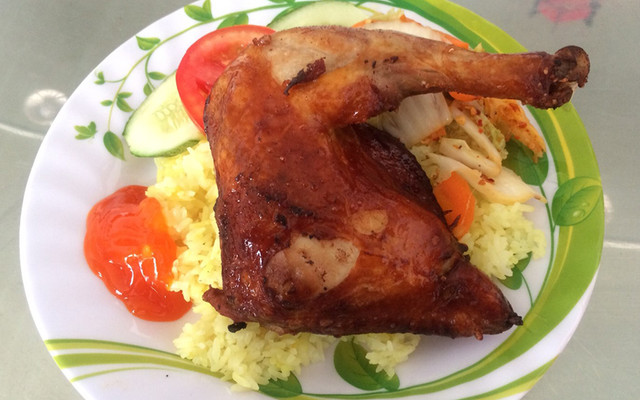 Cơm Gà Ngũ Trảo