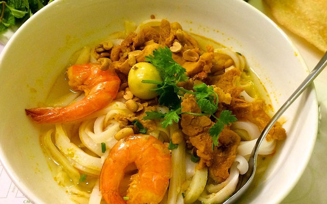 Mì Quảng Thanh Thảo - Linh Đông