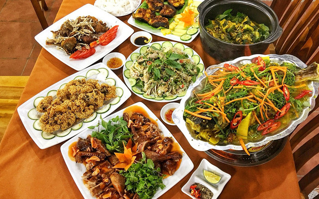 Sơn Trà Hill - Đặc Sản Xứ Nghệ