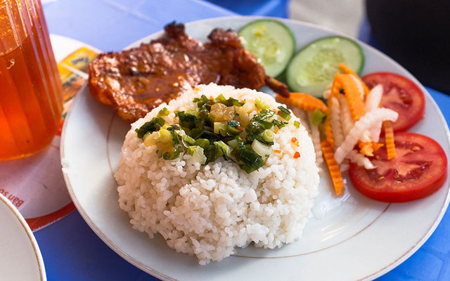 Hoàng Thành - Cơm Bình Dân