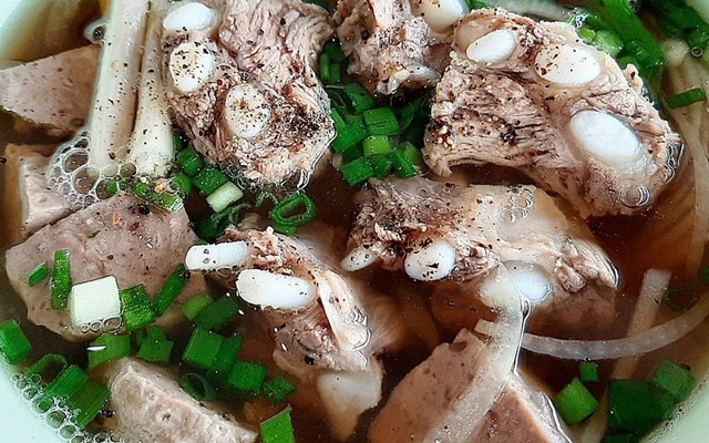 Phở Z586 - Nguyễn Văn Linh