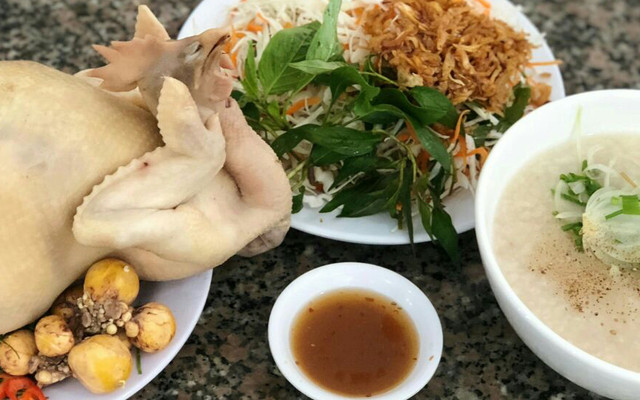 Sơn Nga Phở Gà - Chợ Bình Khánh