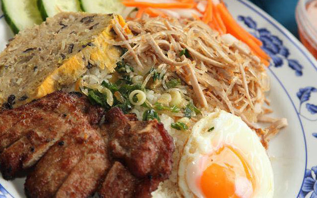 Cơm Tấm Sườn Chéo 45