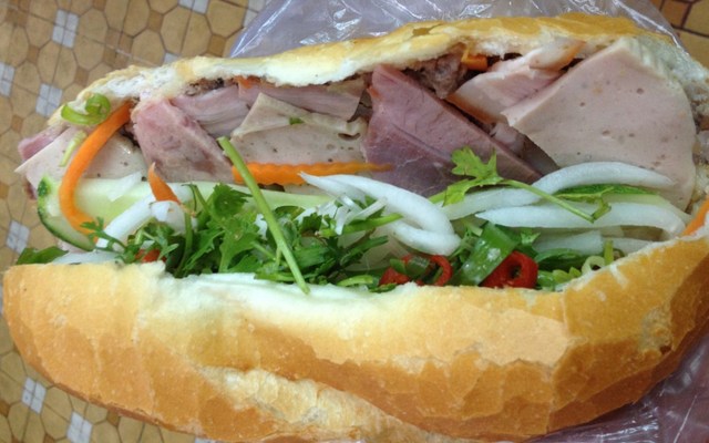 Bánh Mì Cô Tiên