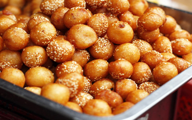 Cô Thu - Bánh Rán & Bánh Su Kem