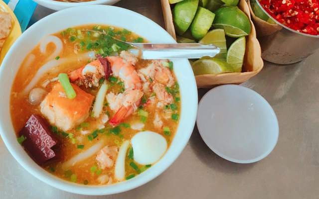 Cô Ba - Bánh Canh Cua - Xô Viết Nghệ Tĩnh