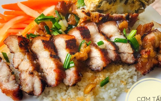 Cơm Tấm - 1111 Huỳnh Tấn Phát