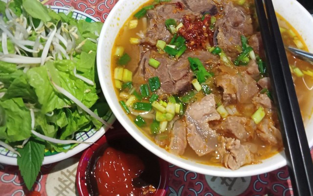 Bún Bò Cô Ngôn - Lạc Long Quân