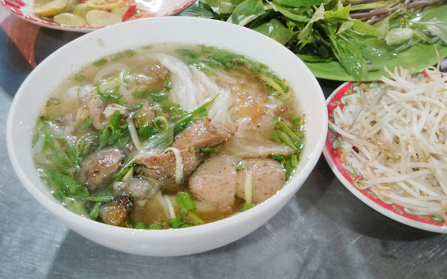 Phở Lâm - Đường Số 20