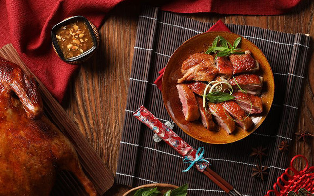 The Duckling - Vịt Quay Hồng Kông & Lẩu - Láng Hạ