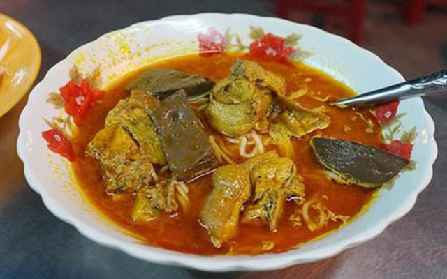 Bún Cà Ri Bà Tư - Since 1992