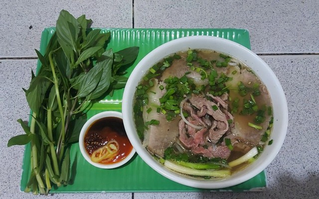 Phở Tuấn Kiệt - Phở & Bò Kho - 900 Lạc Long Quân