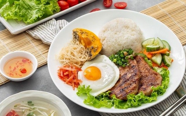 Cơm Tấm Minh Mập - Nguyễn Xiển