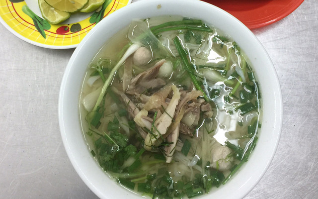 Sơn Nga Phở Gà - Đường Số 46