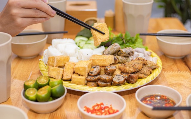 Bún Đậu Hàng Khay - Tôn Đức Thắng