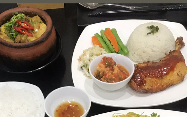 Tiệm Ăn Gia Đình - Cơm Văn Phòng - Lê Thánh Tông