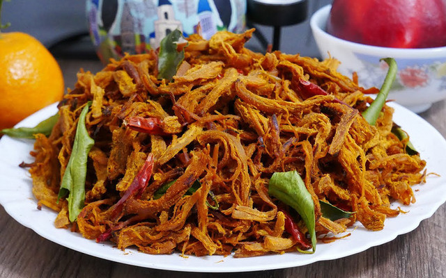 Thơ Cúc - Khô Gà & Chà Bông - Chợ Nguyễn Tri Phương