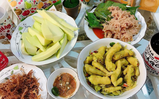 Long Béo - Chân Gà Sả Ớt & Khô Heo Online