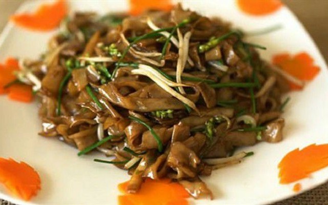 Kim Yến - Cơm Đùi Gà