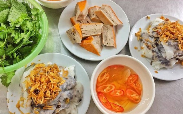 Bánh Cuốn Nóng Tráng Tay - 82 Hoàng Minh Thảo