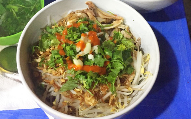 Cô Dung - Phở Trộn & Đồ Nhậu Đêm