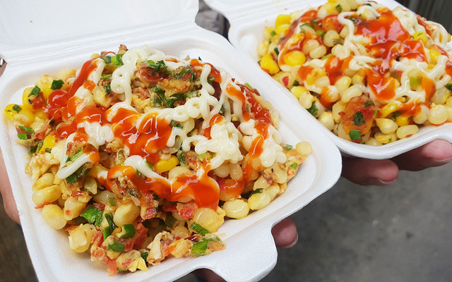 Cô Vân - Bắp Xào Trứng Muối